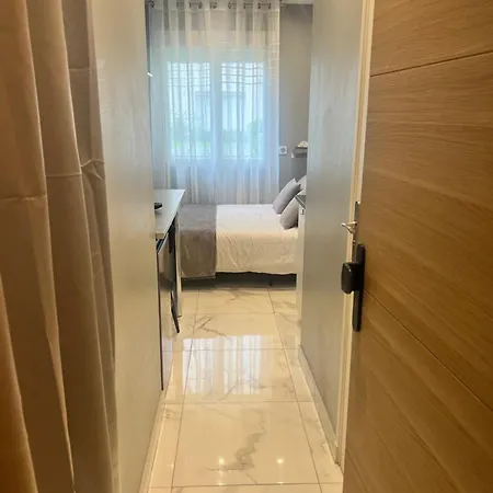 Apartamento Charming 16 *